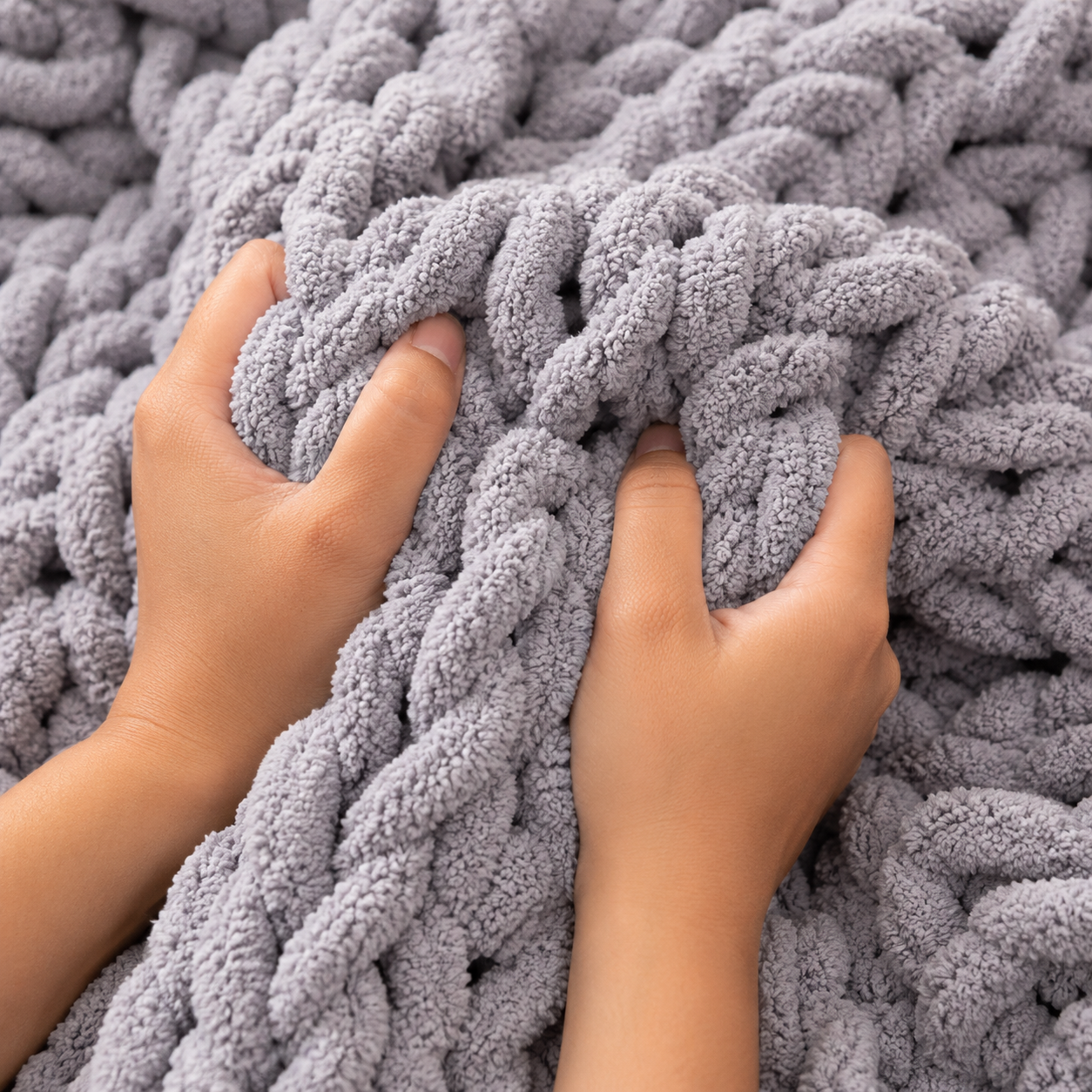 Cloud-Knit™ MAX Handmade Thick-Knit Chennile Blanket