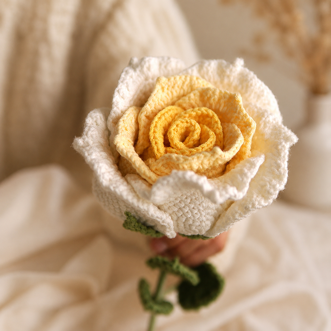 Jumbo Hand-Knitted Rose Wool Flower Bouquet